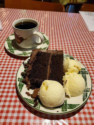 Europa Haus Restaurant and Bier Stube photo 5